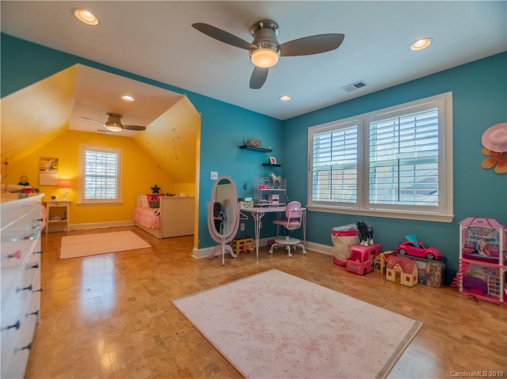 3926 Huckleberry Road Charlotte, NC 28210 - Photo 19 of 36 Gallery Image 19