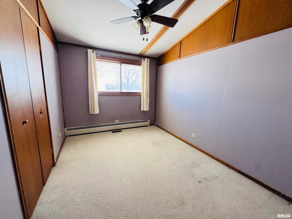 $159,500 | 10810 East 1000th Street, Macomb, IL 61455