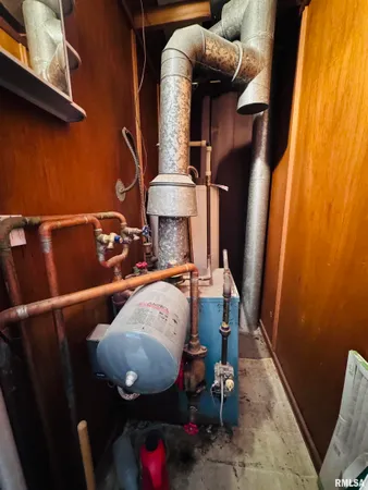 $159,500 | 10810 East 1000th Street, Macomb, IL 61455