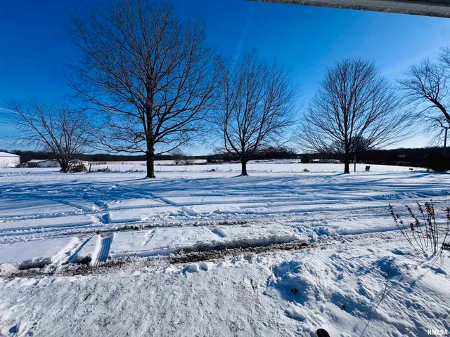 $164,500 | 10810 East 1000th Street, Macomb, IL 61455