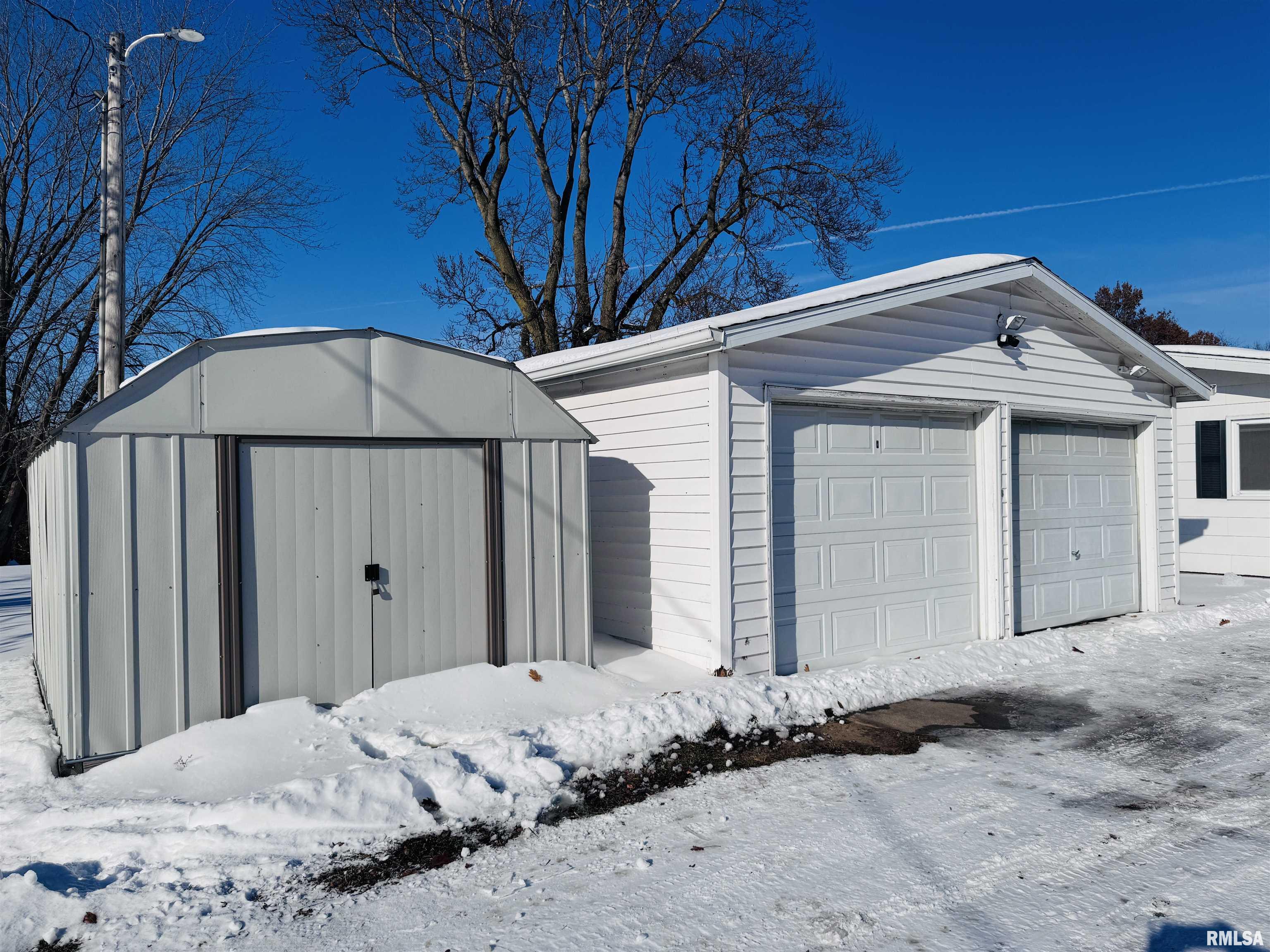 10810 East 1000th Street Macomb, IL 61455 - Photo 7 of 28