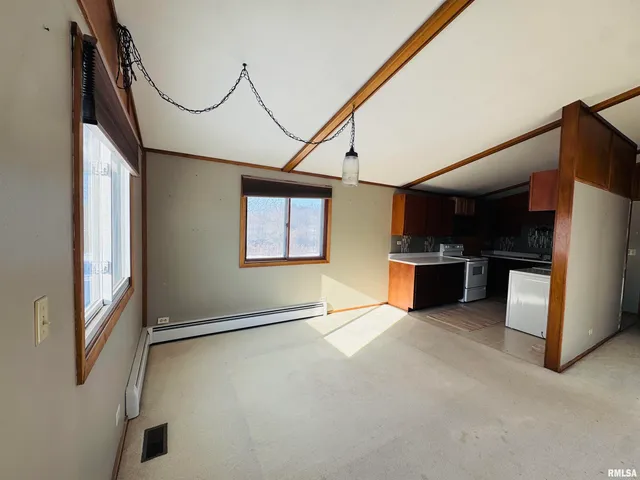 $164,500 | 10810 East 1000th Street, Macomb, IL 61455