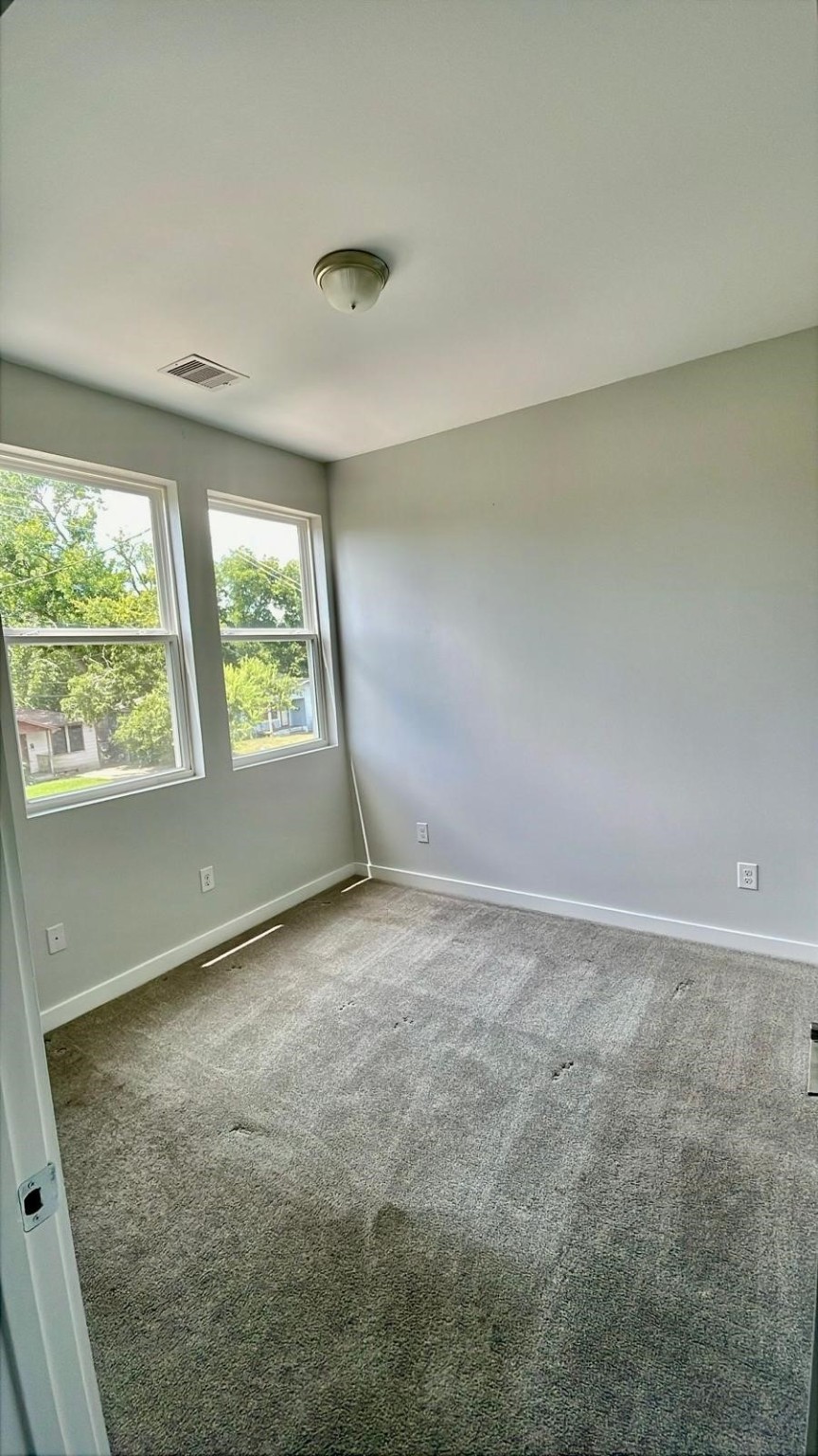 4923 Higgins Street Houston, TX 77033 - Photo 11 of 32