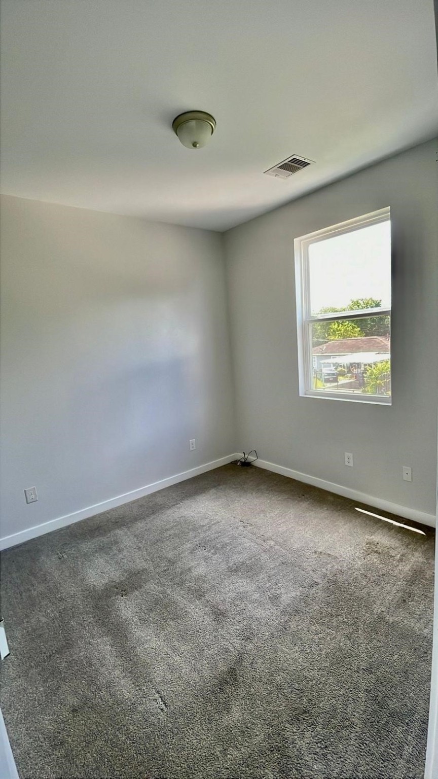 4923 Higgins Street Houston, TX 77033 - Photo 12 of 32