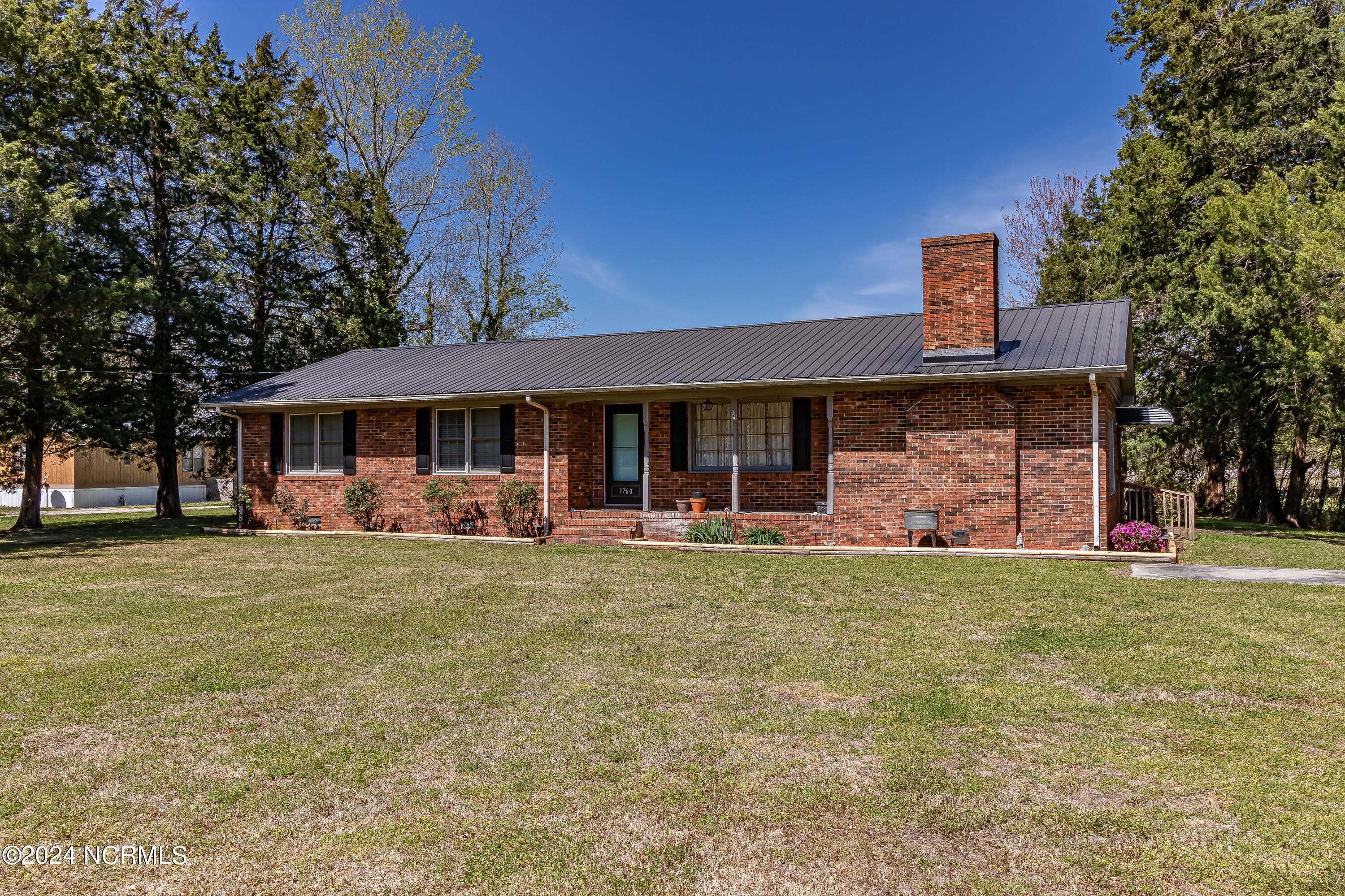 1760 Institute Road Kinston, NC 28504 - Photo 1 of 20 IMG_4116