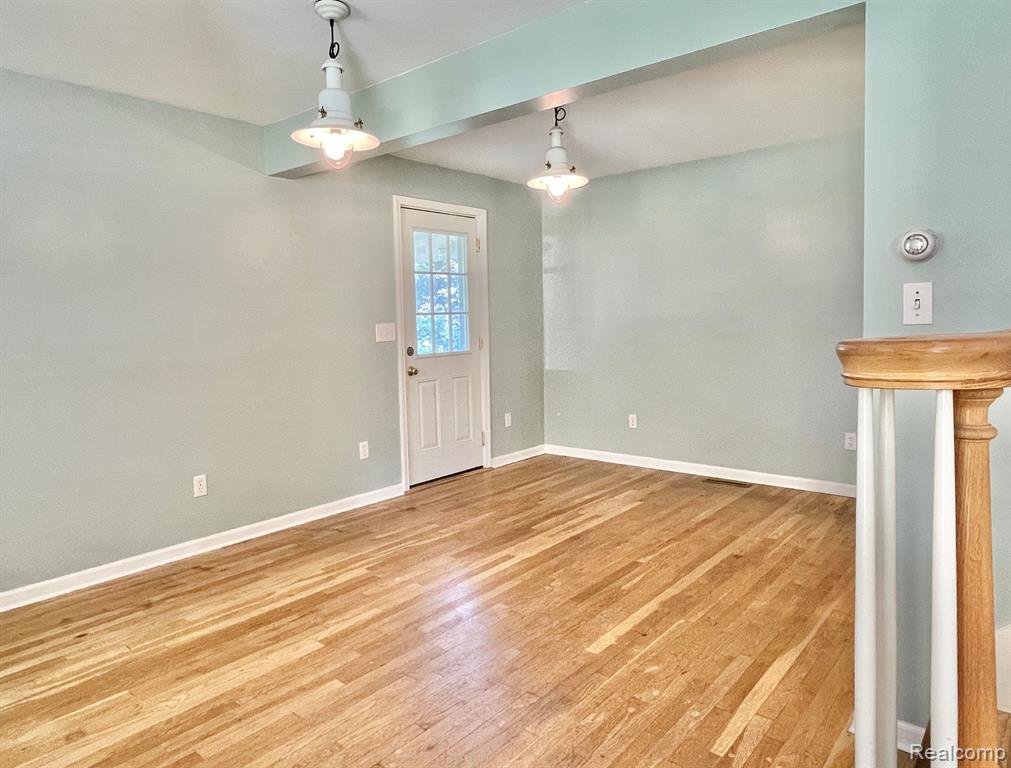 2807 Gravel Ridge Drive Rochester Hills, MI 48307 - Photo 12 of 45
