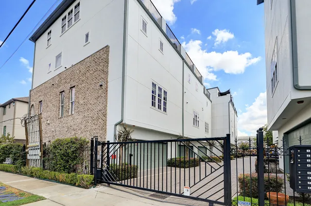 $4,500 | 1110 Thompson Street, Houston, TX 77007