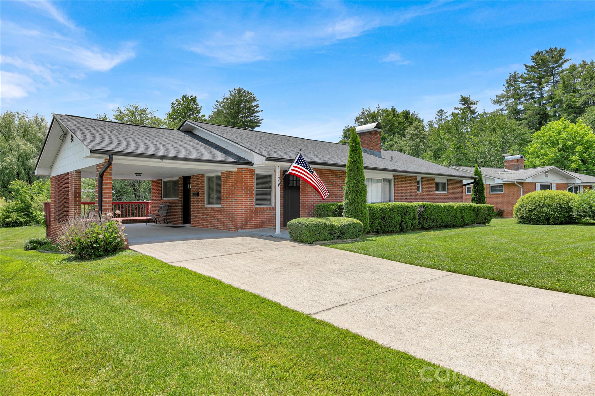 112 Allison Road Brevard, NC 28712 - Photo 3 of 41