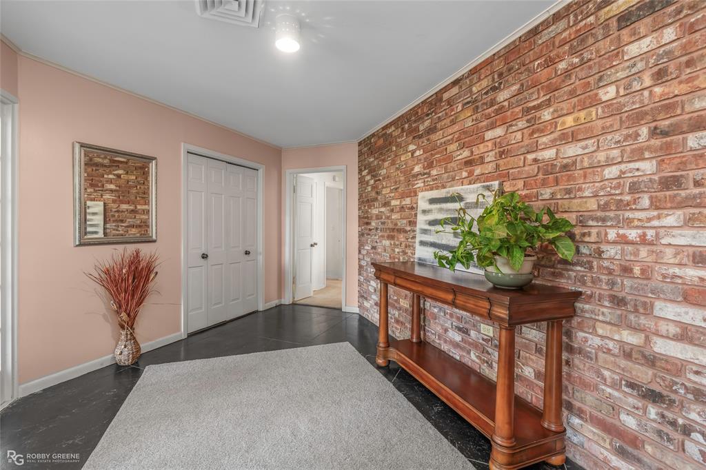 701 Palmetto Road Benton, LA 71006 - Photo 27 of 28 a view of entryway with wooden floor