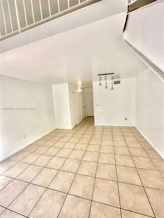 $1,800 | 8550 Southwest 109th Avenue, Unit 5221, Miami, FL 33173