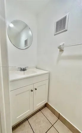 $1,800 | 8550 Southwest 109th Avenue, Unit 5221, Miami, FL 33173