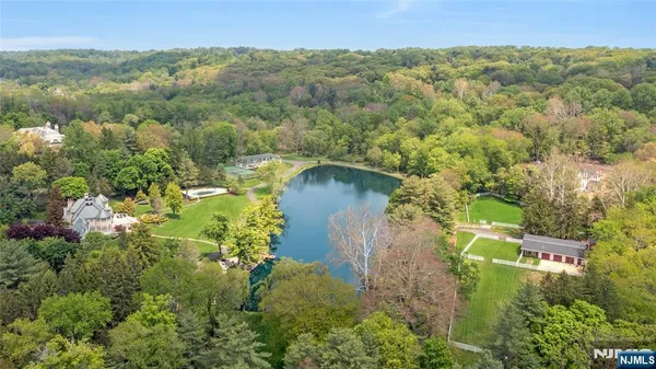 $12,000,000 | 116 East Saddle River Road, Saddle River, NJ 07458