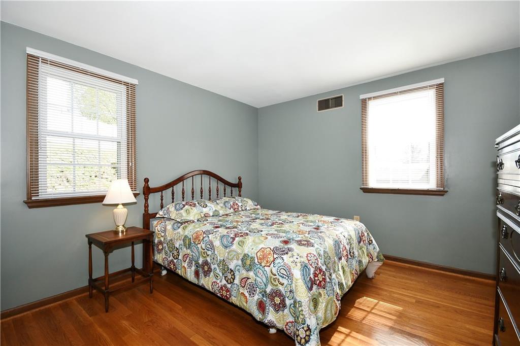 1155 Peachtree Road Carnegie, PA 15106 - Photo 18 of 25 Gallery Image 18
