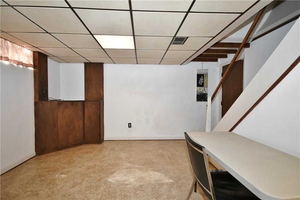 1155 Peachtree Road Carnegie, PA 15106 - Photo 20 of 25 Gallery Image 20