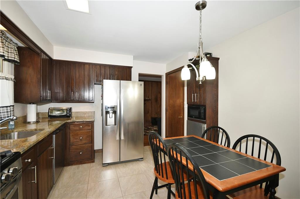 1155 Peachtree Road Carnegie, PA 15106 - Photo 8 of 25 Gallery Image 8