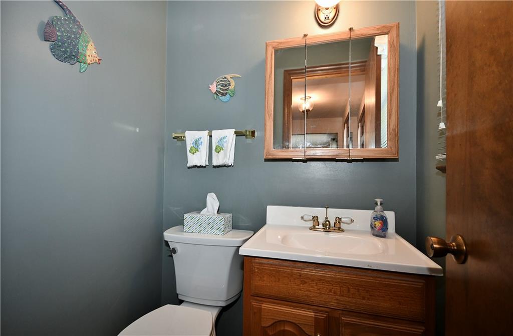 1155 Peachtree Road Carnegie, PA 15106 - Photo 9 of 25 Gallery Image 9