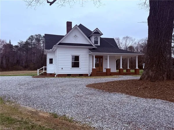 $2,000 | 4421 North Carolina Highway 150, Browns Summit, NC 27214