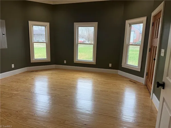 $2,000 | 4421 North Carolina Highway 150, Browns Summit, NC 27214