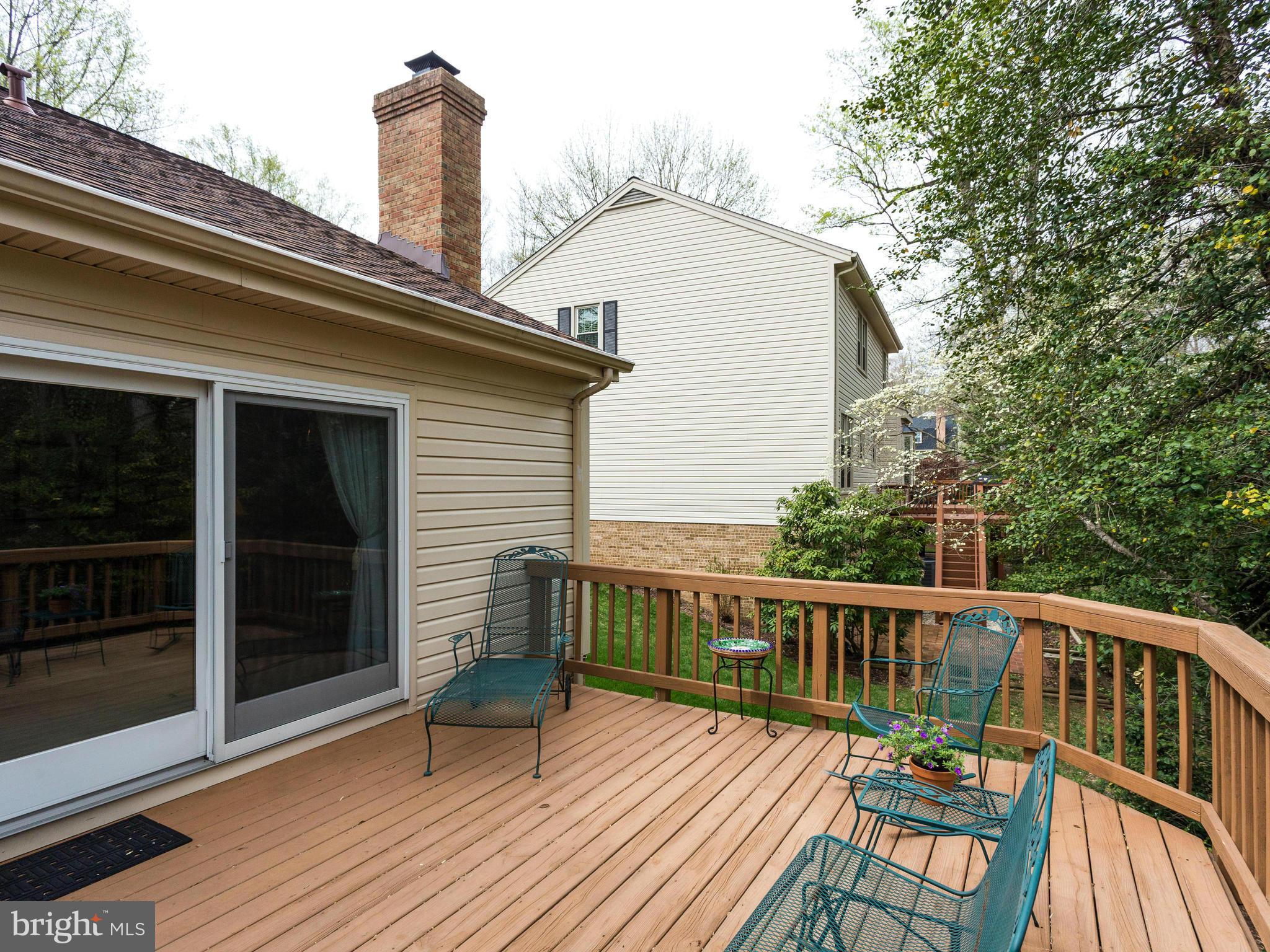 9915 Natick Road Burke, VA 22015 - Photo 29 of 30 Exterior (Rear)