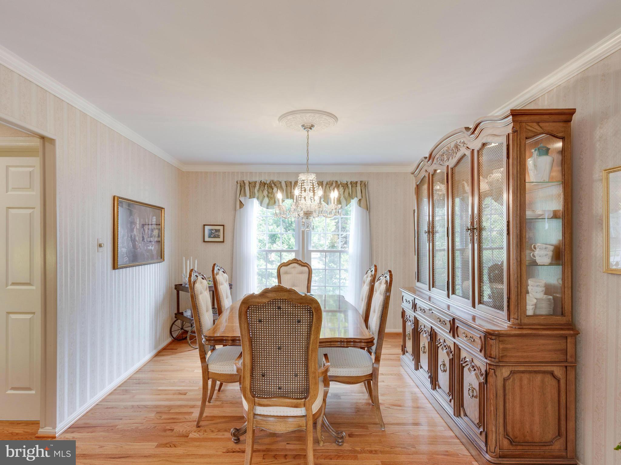 9915 Natick Road Burke, VA 22015 - Photo 6 of 30 Dining Room