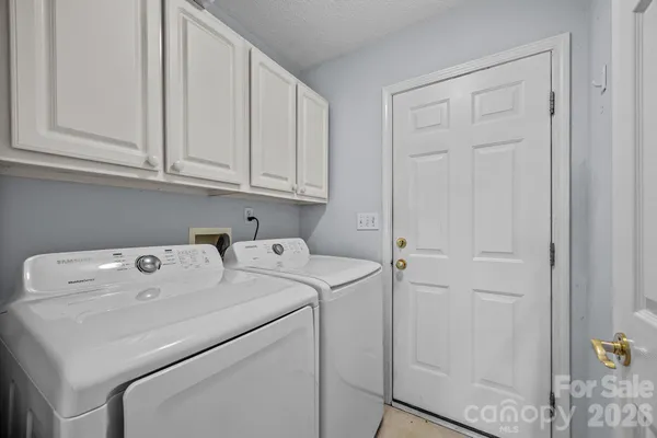 $498,000 | 255 Stonehollow Road, Fletcher, NC 28732