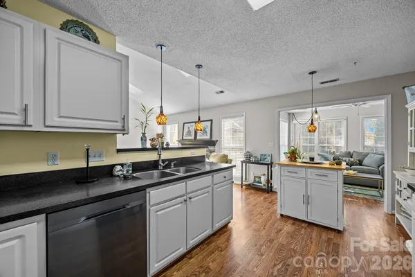 $498,000 | 255 Stonehollow Road, Fletcher, NC 28732