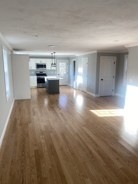 7 Summit Road Holbrook, MA 02343 - Photo 4 of 11