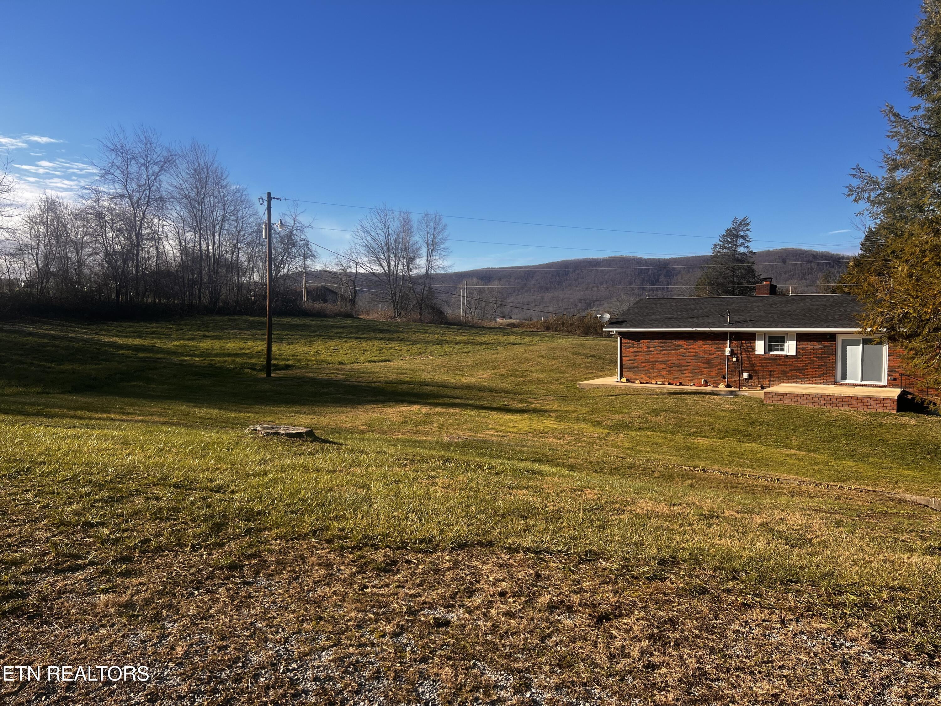 3347 Back Valley Road Speedwell, TN 37870 - Photo 22 of 56 3347 Back Valley Road