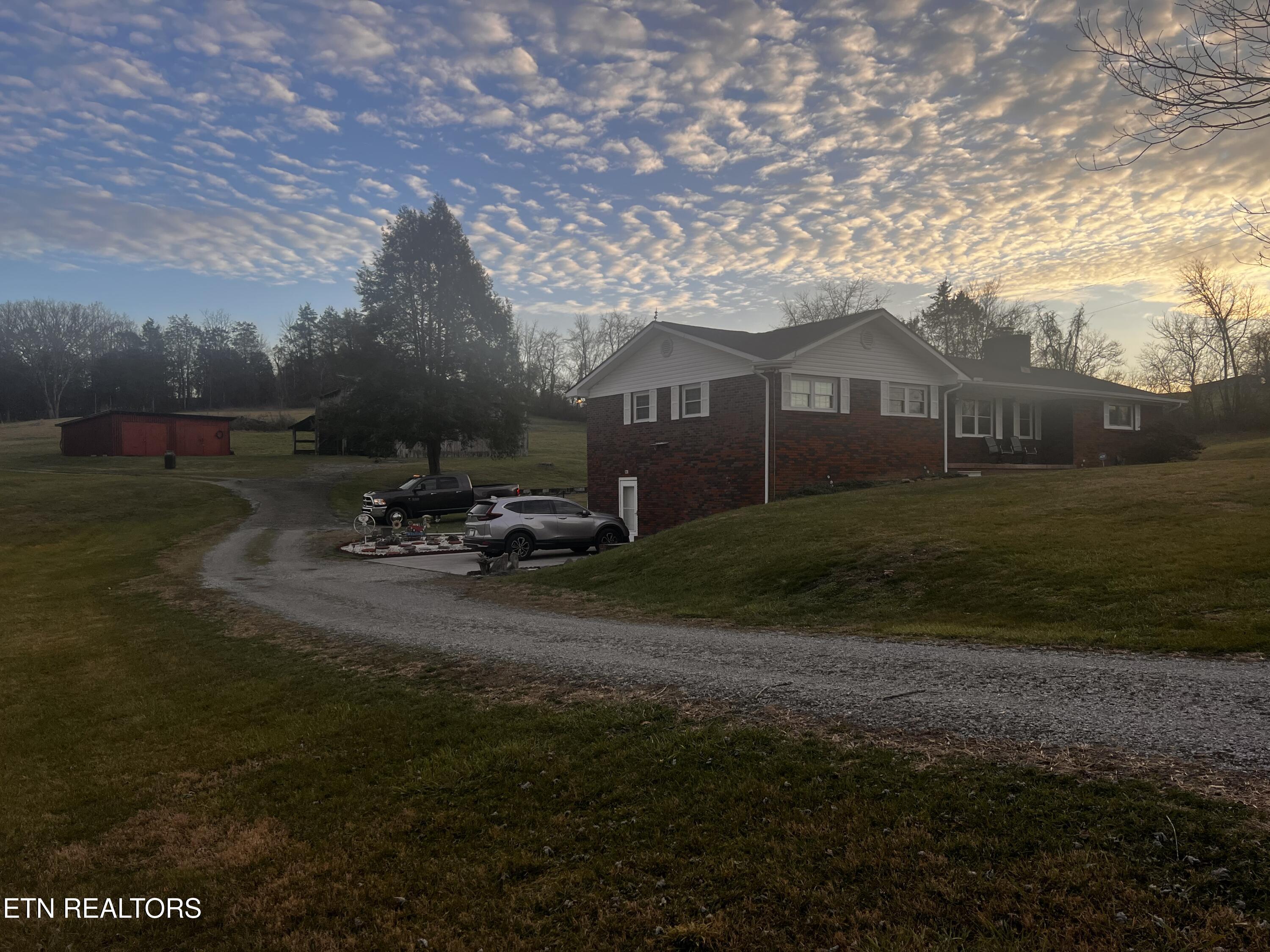 3347 Back Valley Road Speedwell, TN 37870 - Photo 6 of 56 3347 Back Valley Road