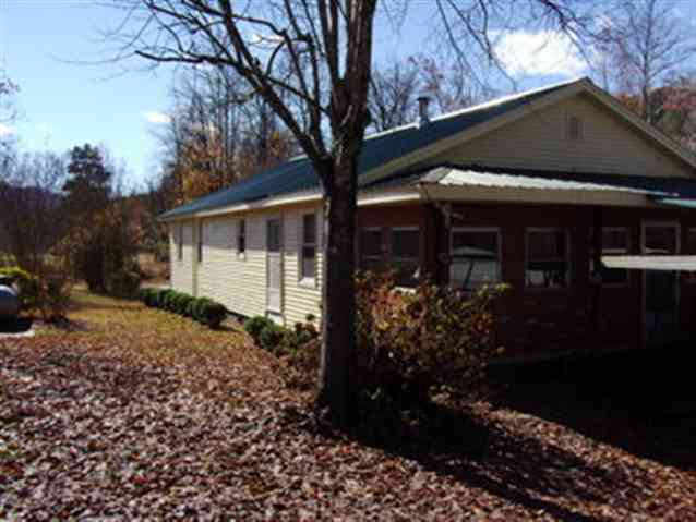 127 Waterfalls Road Sunset, SC 29685 - Photo 1 of 25 Gallery Image 1