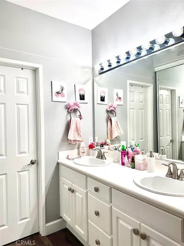 $719,900 | 7577 Hazard Center Drive, San Diego, CA 92108