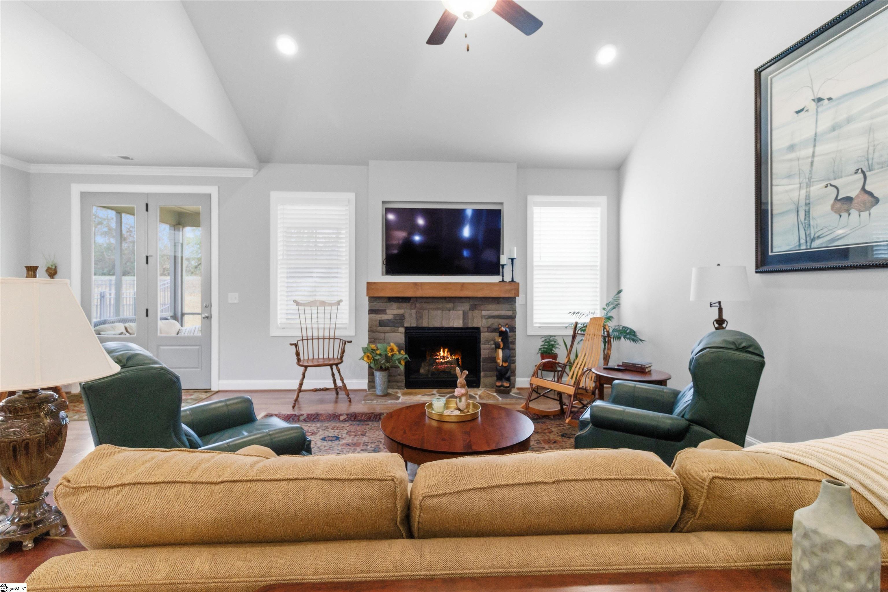 108 Mayfly Way Simpsonville, SC 29680 - Photo 6 of 36