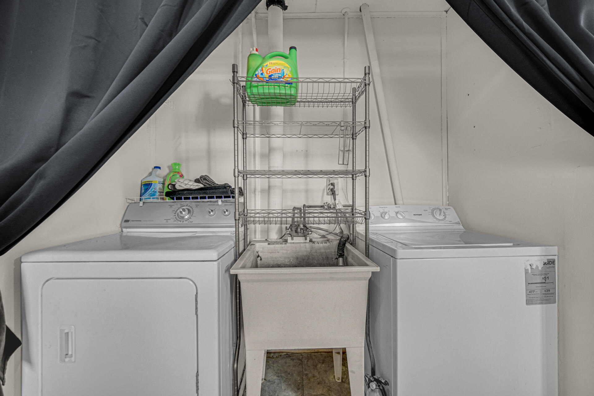 1639 174th Street Hammond, IN 46324 - Photo 17 of 21 a utility room with dryer and washer