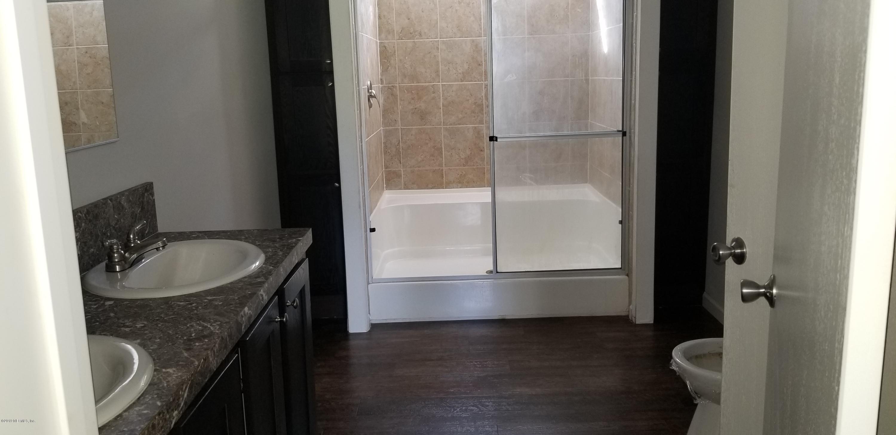1360 Howard Road Jacksonville, FL 32218 - Photo 7 of 9 Master Bath