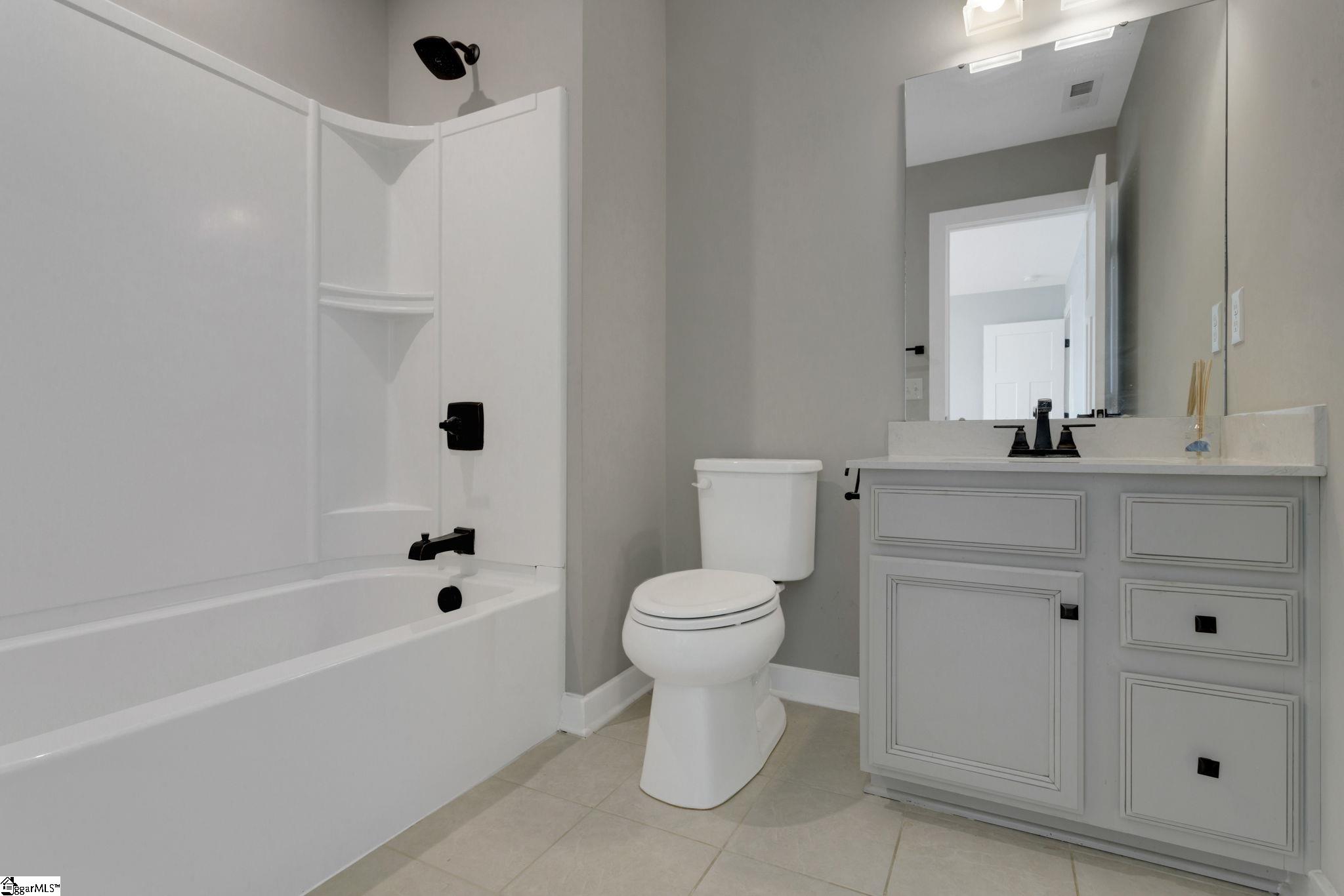 9 Mohegan Way Greenville, SC 29607 - Photo 22 of 36 Gallery Image 22