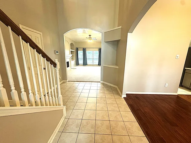 a view of an entryway