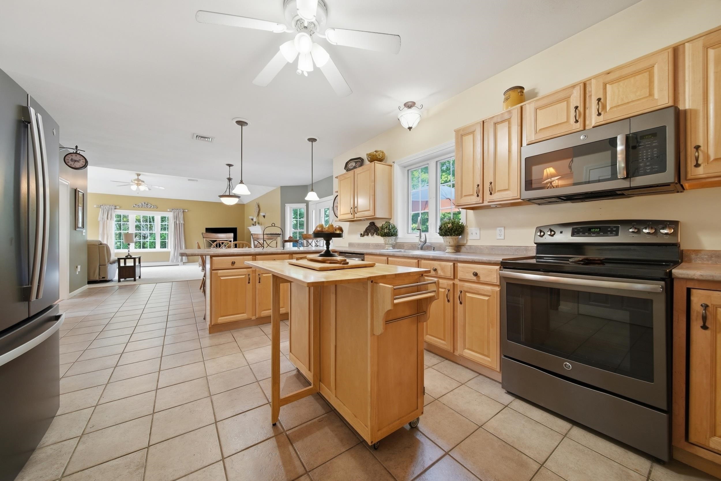 43 Emerson Road Chester, NH 03036 - Photo 12 of 49