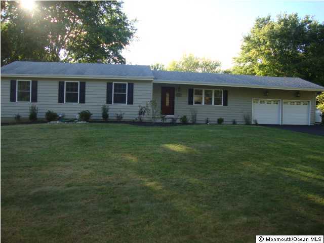 70 Reeds Road Tinton Falls, NJ 07724 - Photo 1 of 3 Primary Photo