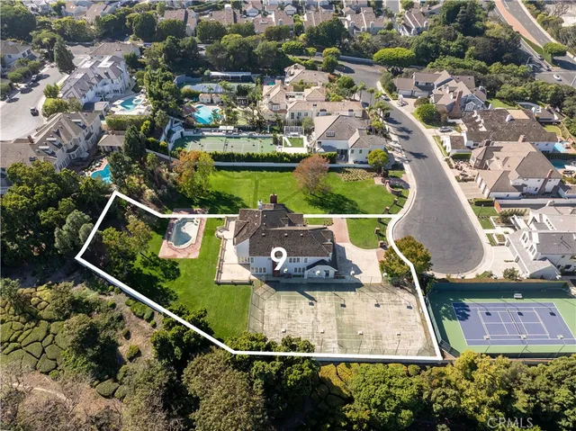 $8,500,000 | 9 Leesbury Court, Newport Beach, CA 92660