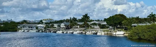 a view of outdoor space with city view