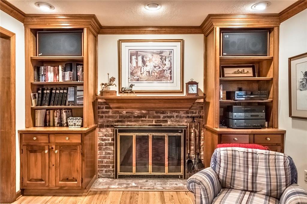 2390 Fairhill Road Sewickley, PA 15143 - Photo 11 of 25 Hearth Room Open to Kitchen & Family Room with Hardwood Floors, inviting Fireplace & Entertaining Wet Bar