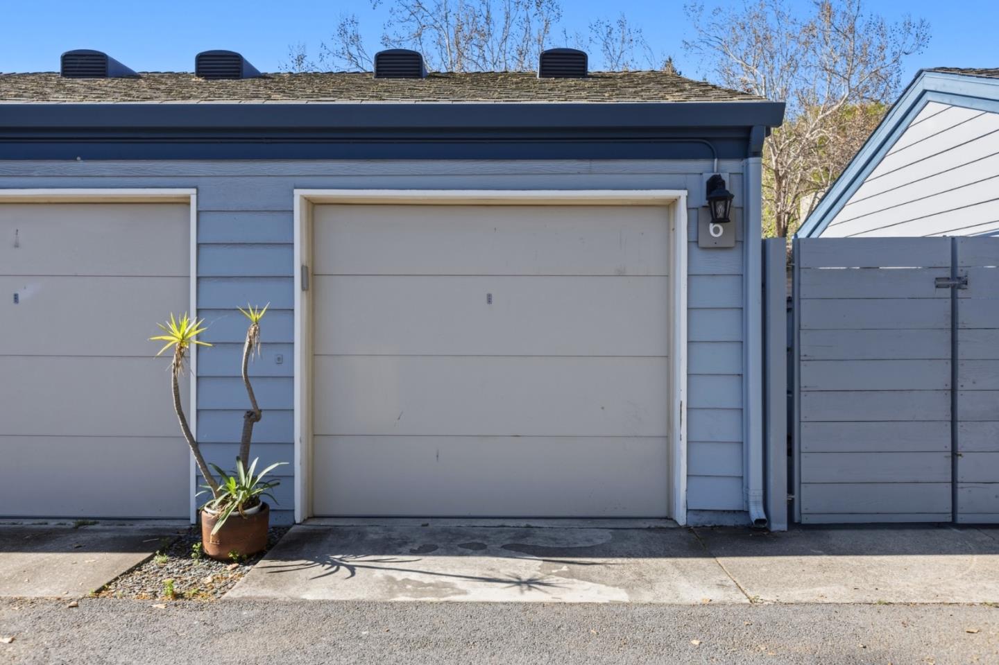 905 West Middlefield Road, Unit 975 Mountain View, CA 94043 - Photo 28 of 43