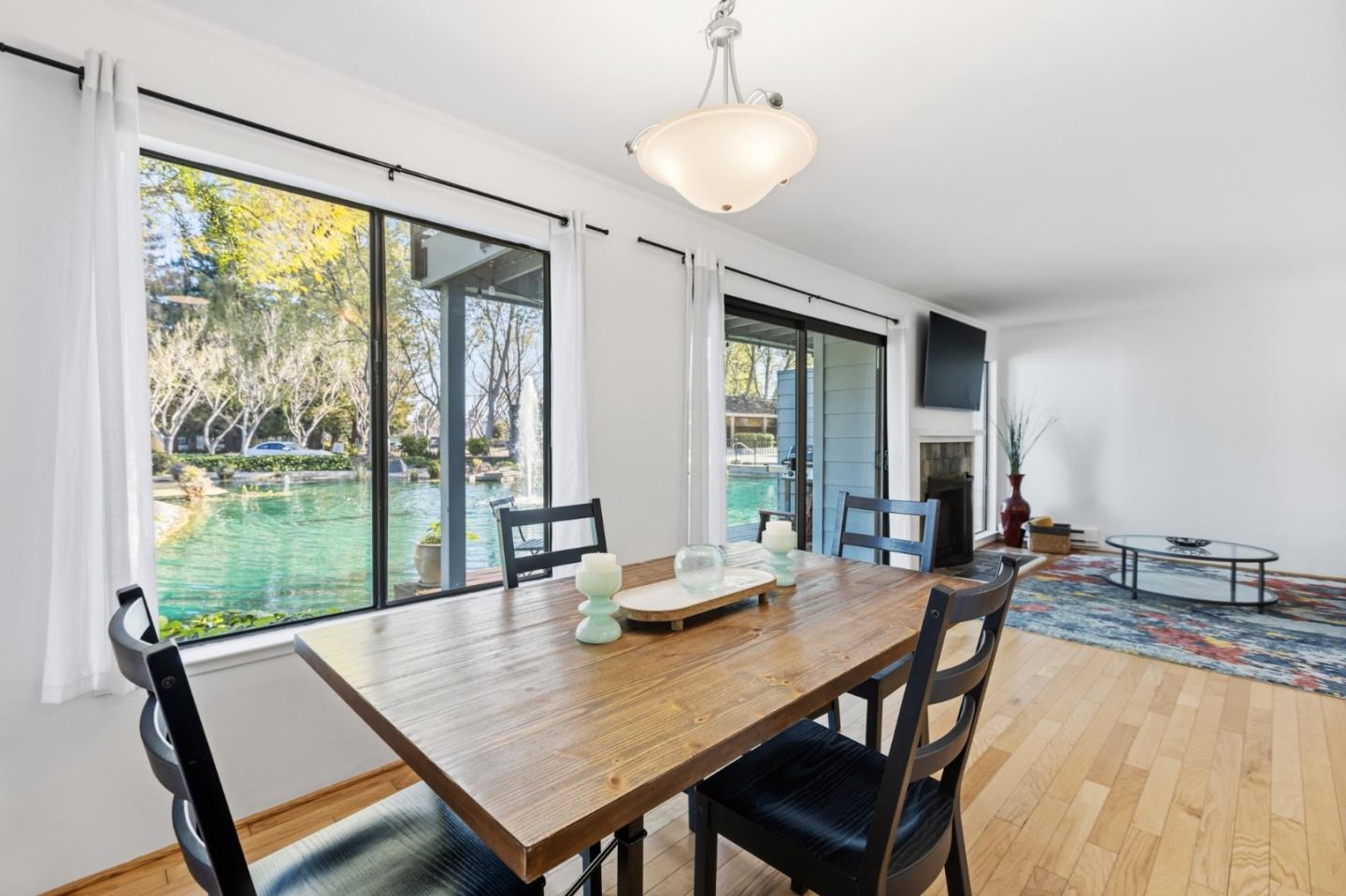 905 West Middlefield Road, Unit 975 Mountain View, CA 94043 - Photo 10 of 43