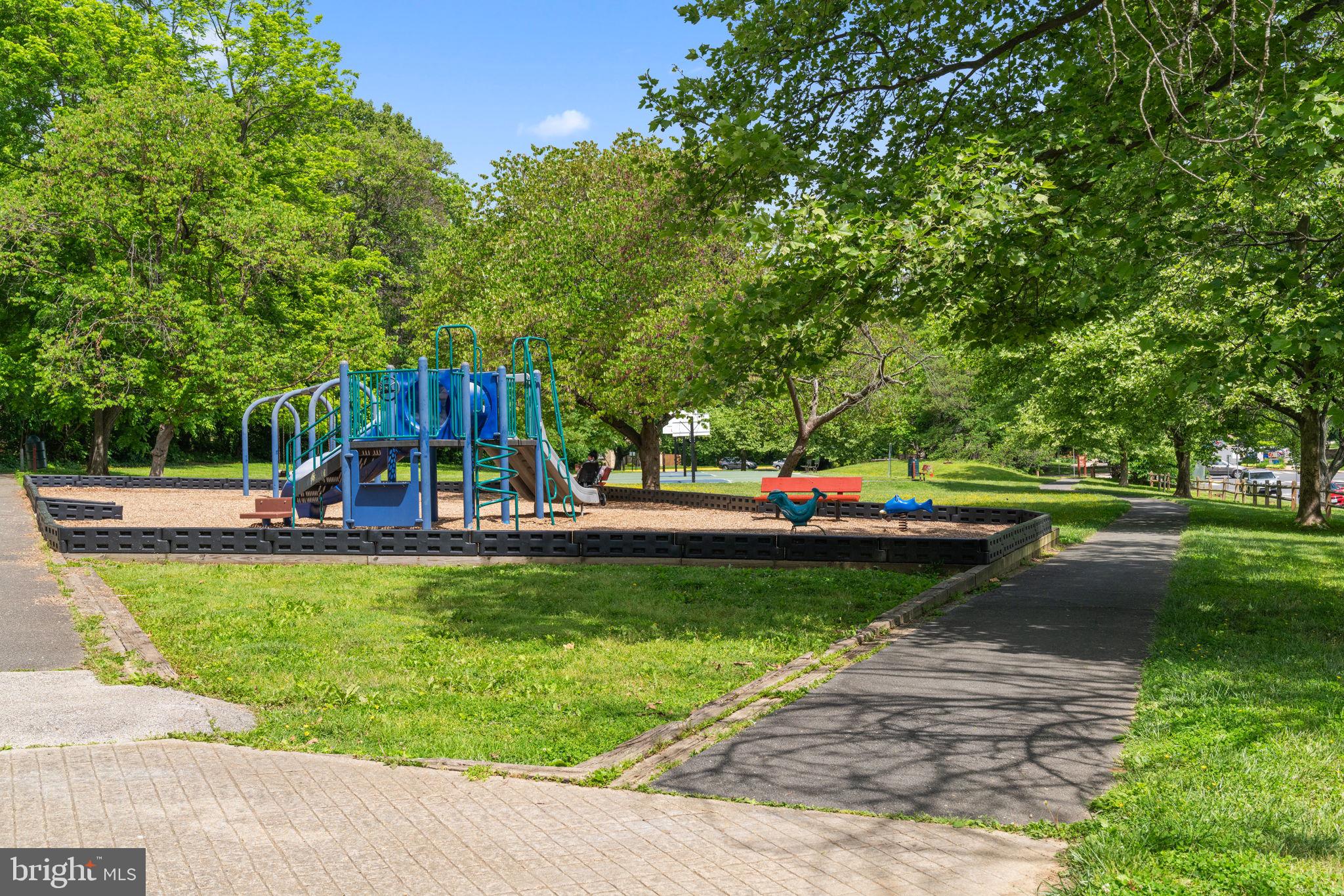 10013 Oakton Terrace Road Oakton, VA 22124 - Photo 44 of 52 Playground