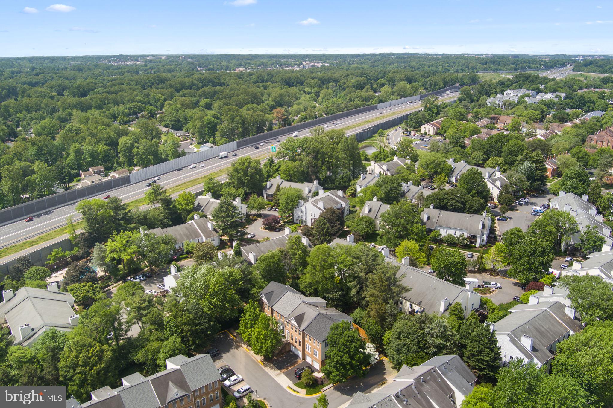 10013 Oakton Terrace Road Oakton, VA 22124 - Photo 48 of 52 Extended aerial view