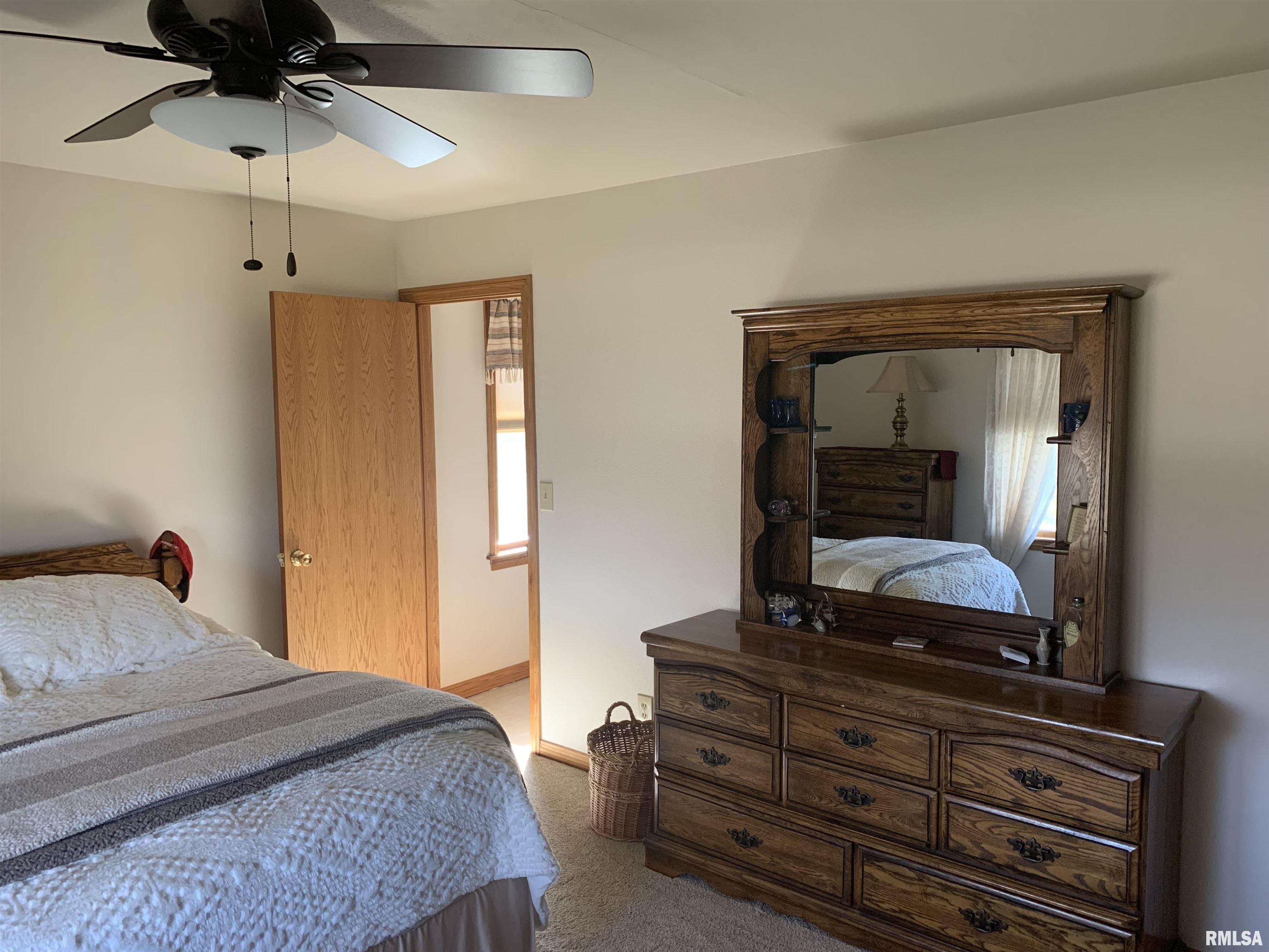 528 Hillbrook Estates Road Galesburg, IL 61401 - Photo 16 of 44