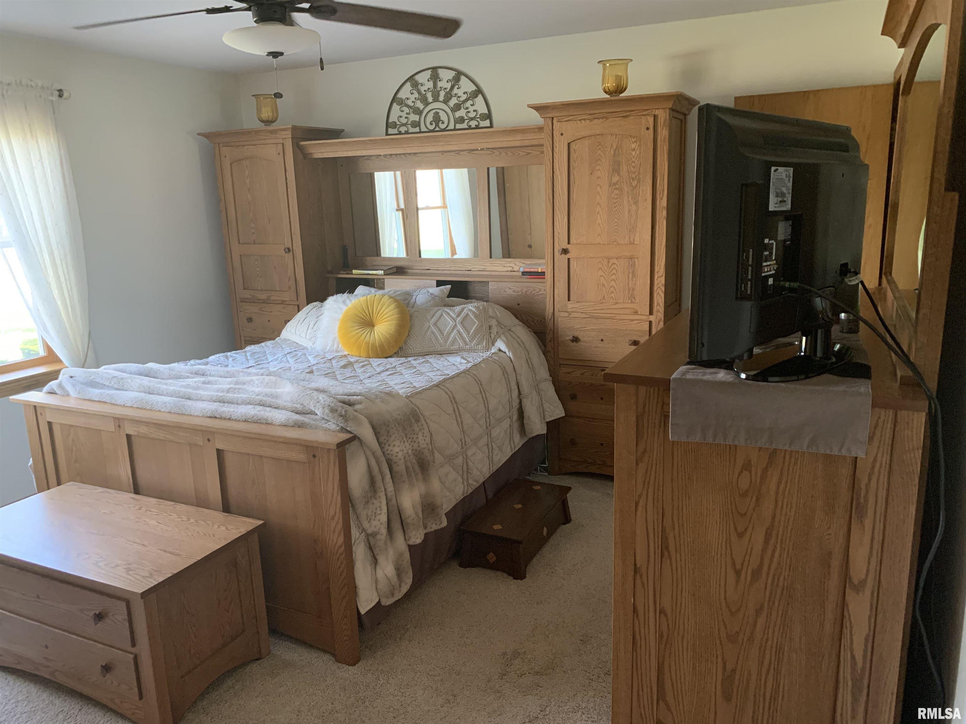 528 Hillbrook Estates Road Galesburg, IL 61401 - Photo 22 of 44