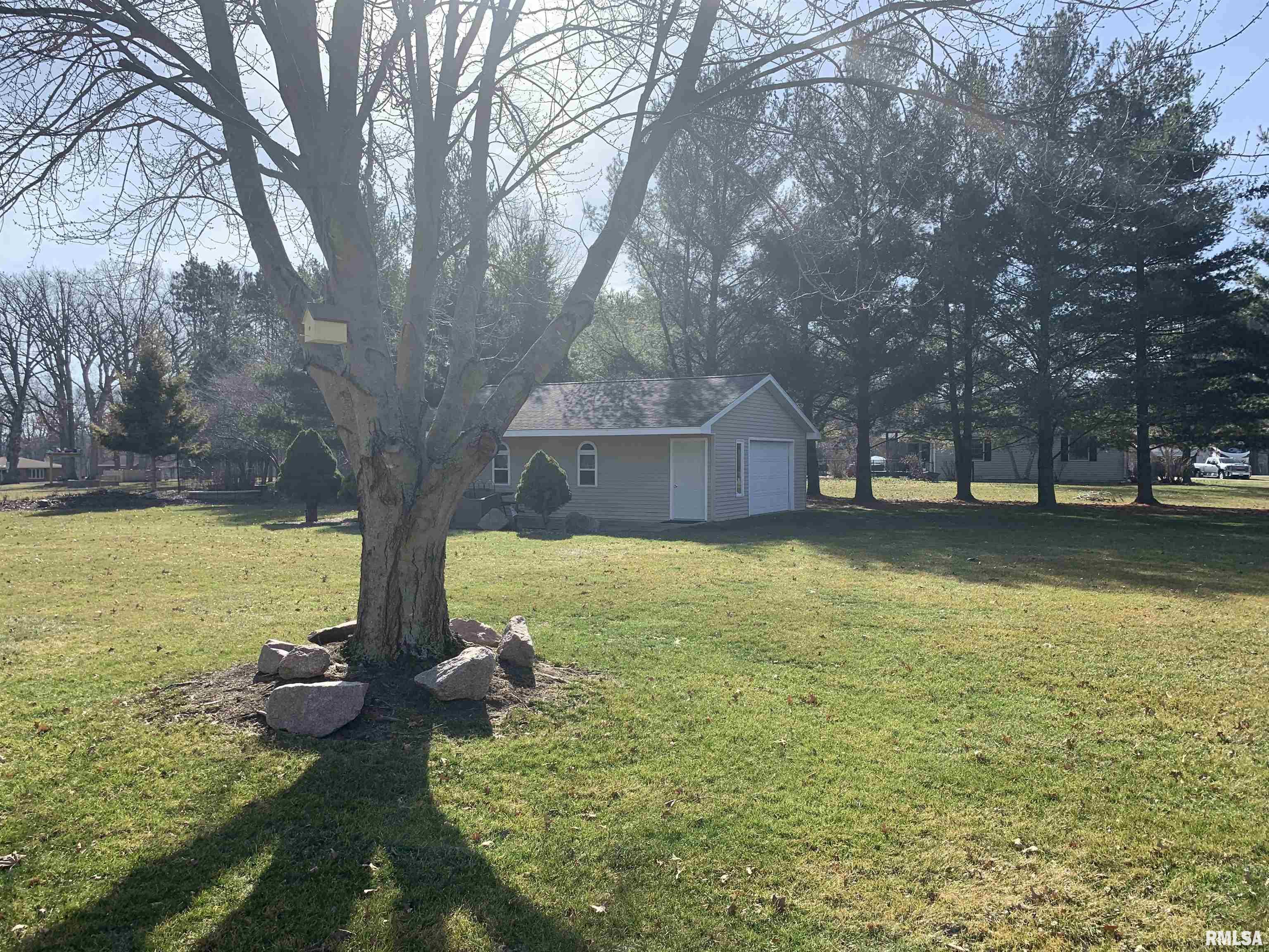 528 Hillbrook Estates Road Galesburg, IL 61401 - Photo 39 of 44