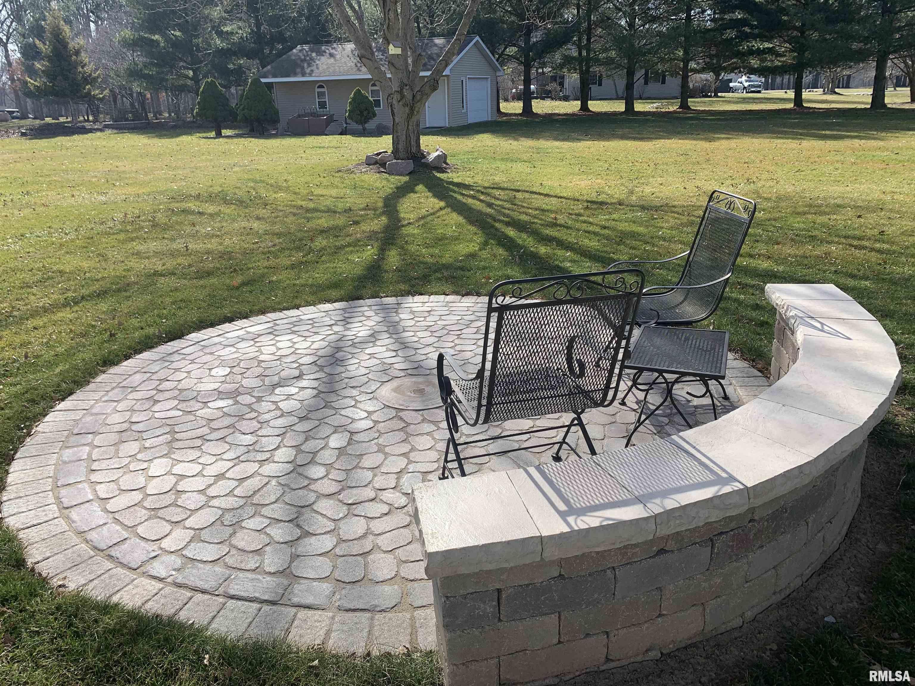 528 Hillbrook Estates Road Galesburg, IL 61401 - Photo 41 of 44