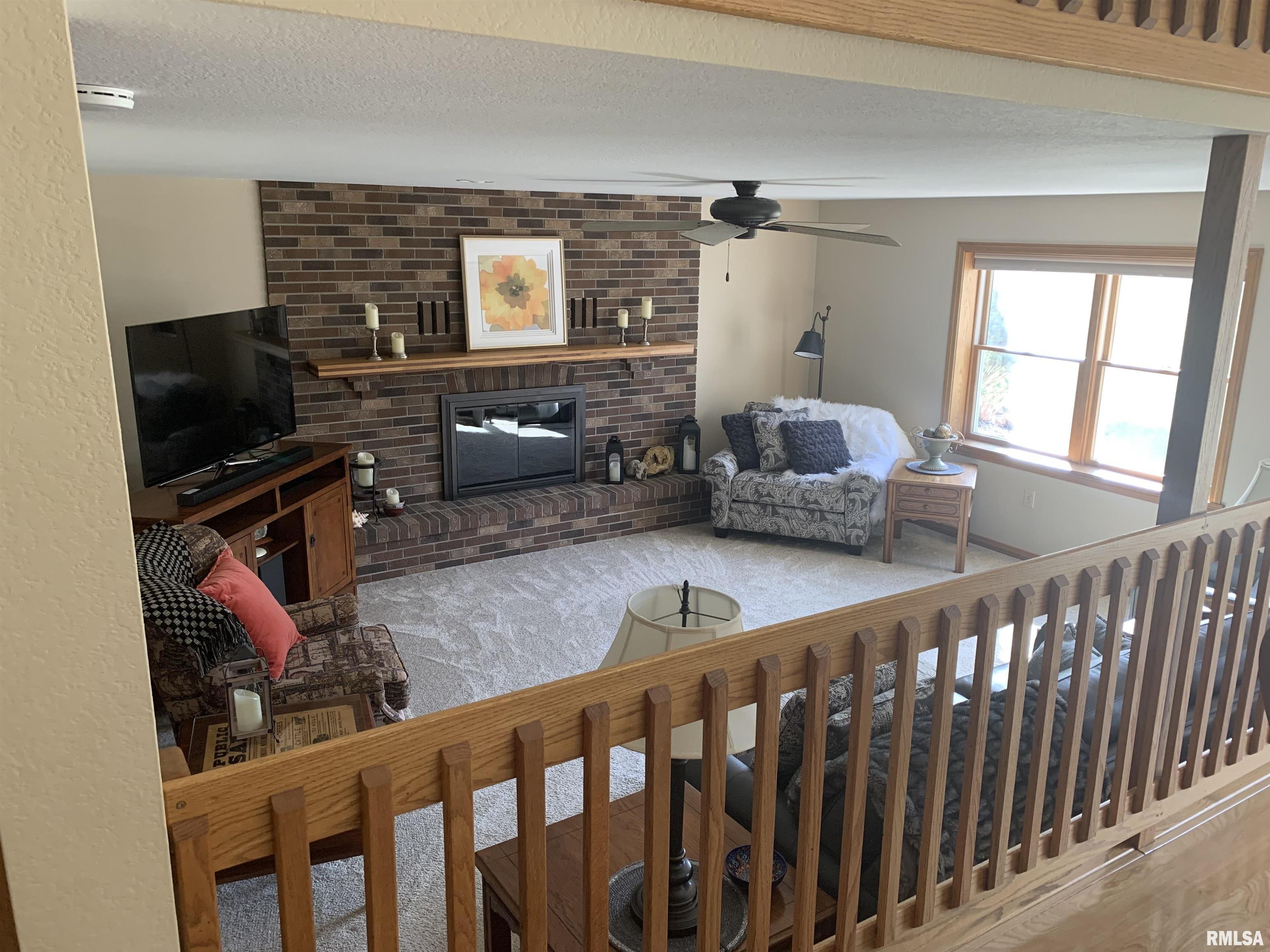 528 Hillbrook Estates Road Galesburg, IL 61401 - Photo 9 of 44